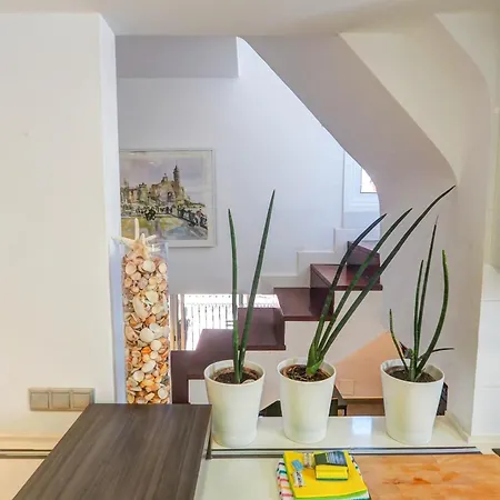 Harbour Terraces By Hello Homes *