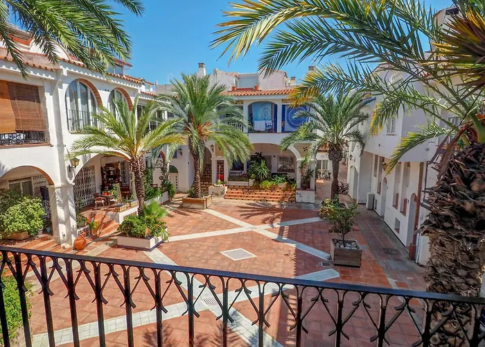 Harbour Terraces By Hello Homes